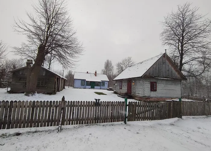 Roztoczanska Derylowka, Domki Na Roztoczu