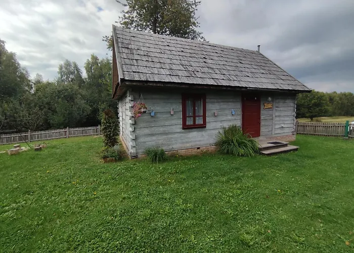 Roztoczanska Derylowka, Domki Na Roztoczu