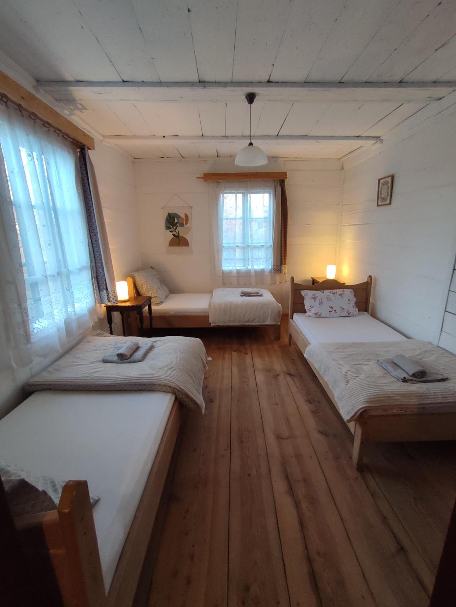 Roztoczanska Derylowka, Na Roztoczu Apartment *